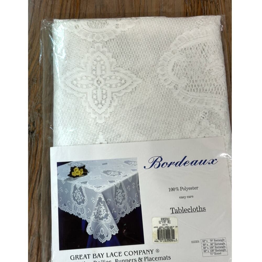 Bordeaux White Lace Tablecloth NWT